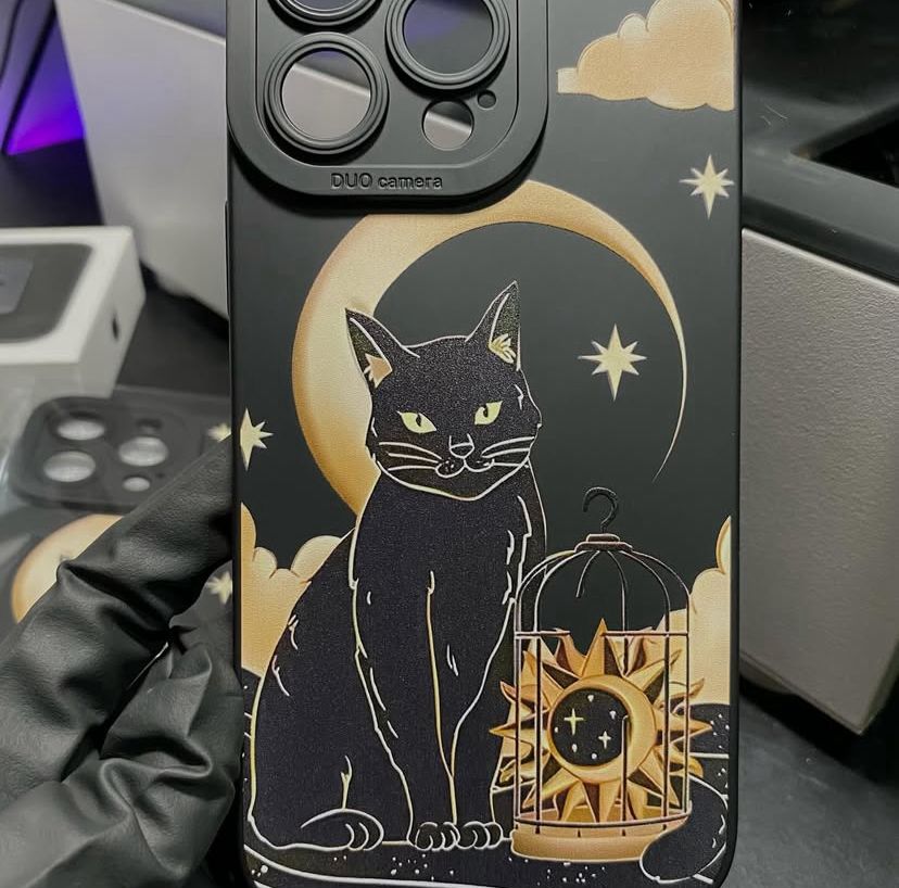 Capa Gatinho Meia Lua